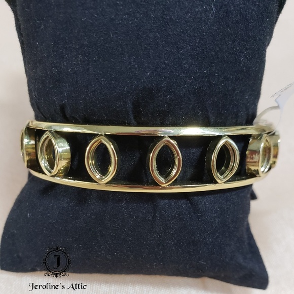 Heidi Daus Crystal Bangle Bracelet - Picture 2 of 7